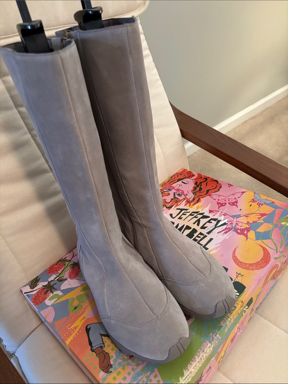 NIB Gorgeous Suede Jeffrey Campbell Boots!